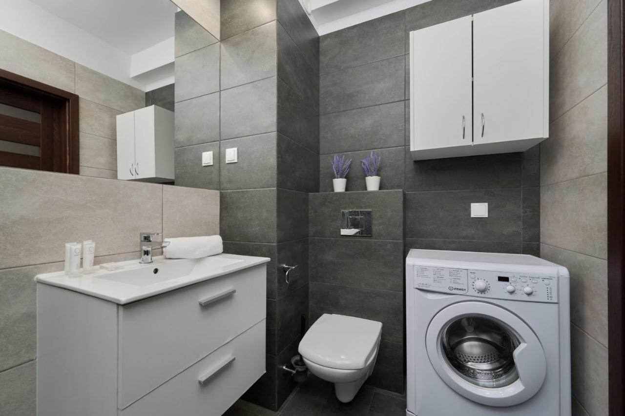 Odra Tower With Free Garage By Renters Apartment Wroclaw